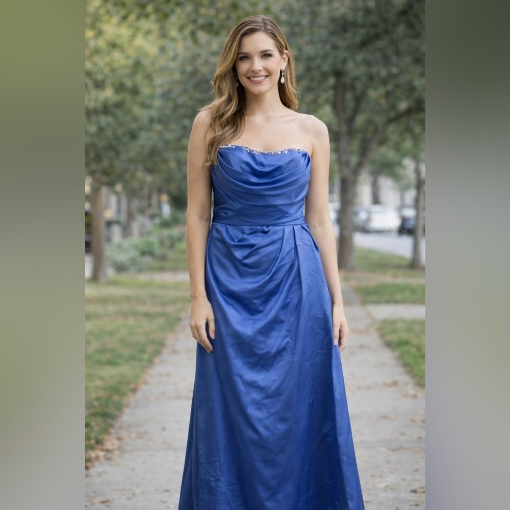 Davids Bridal Prom Evening  Dress size 16